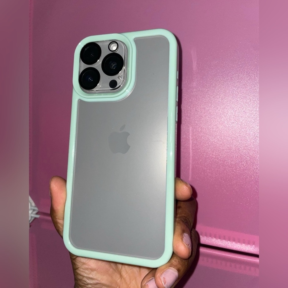 iPhone 15 pro max soft green border glossy case
